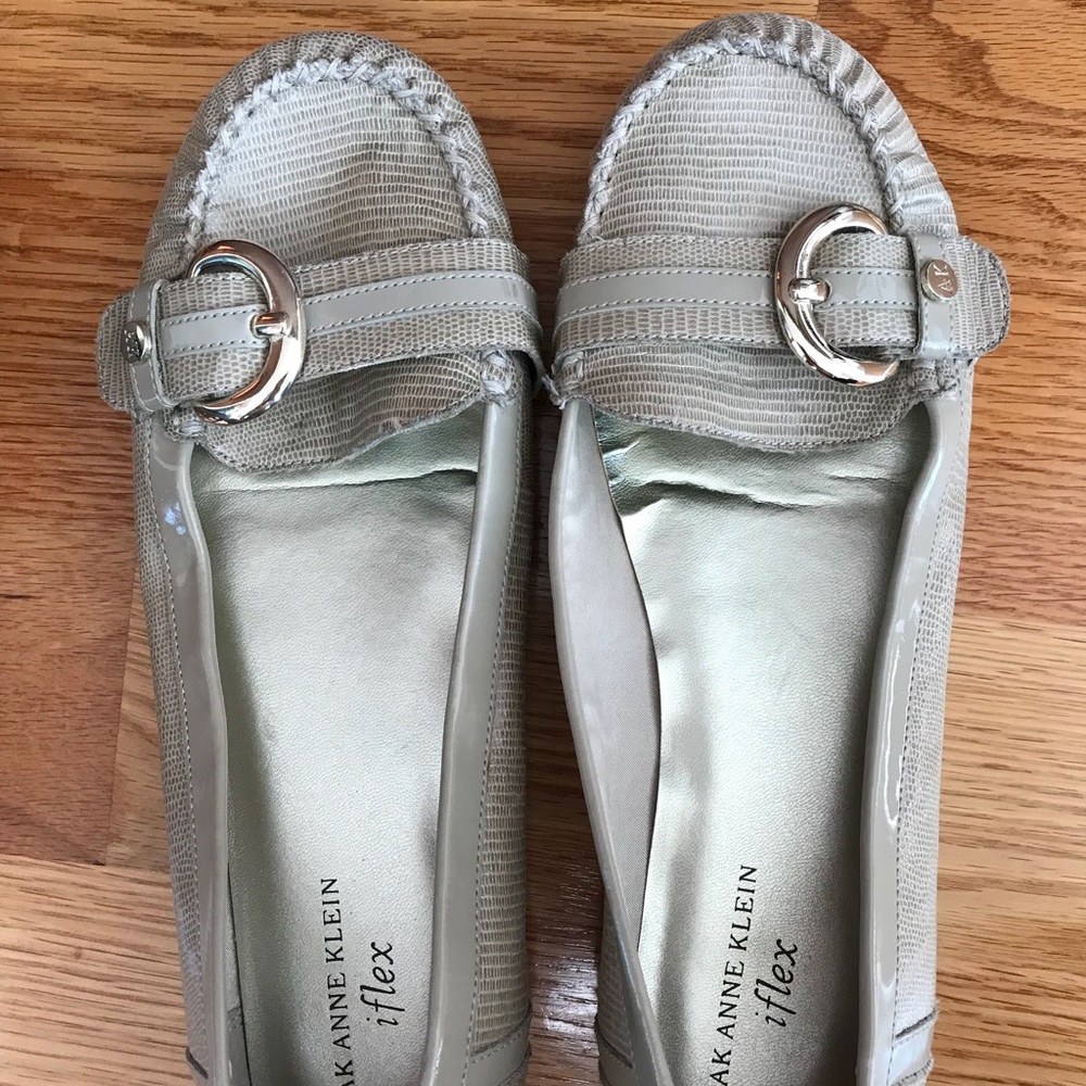 Neutral Flats iFlex Comfort